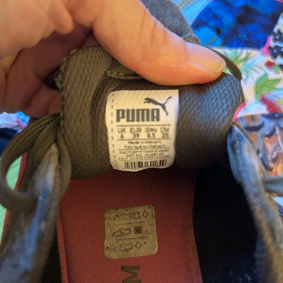 Puma Olive green and pink Suede Sneakers - Picture 6 of 9